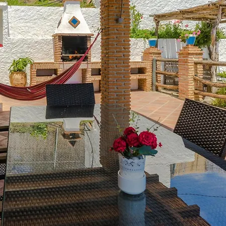 Winehouse With Fireplace&heating,bbq, Wifi, Pool, Close To Malaga בית נופש