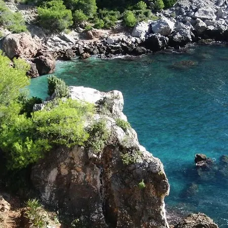 Winehouse With Big Pool, Bbq, Wifi, Close To Malaga *