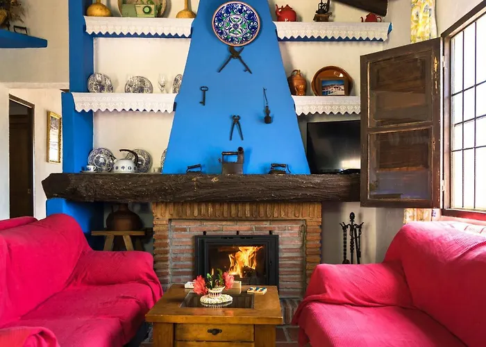 Winehouse With Fireplace&heating,bbq, Wifi, Pool, Close To Malaga Hébergement de vacances Borge