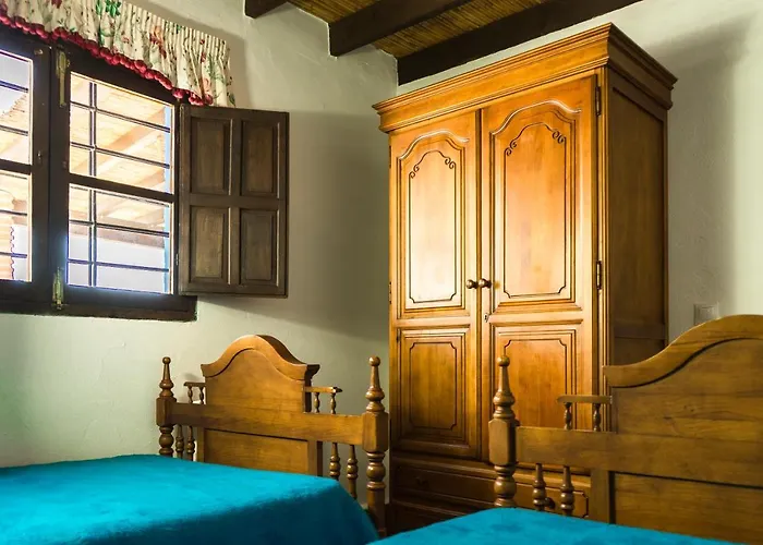 Winehouse With Fireplace&heating,bbq, Wifi, Pool, Close To Malaga